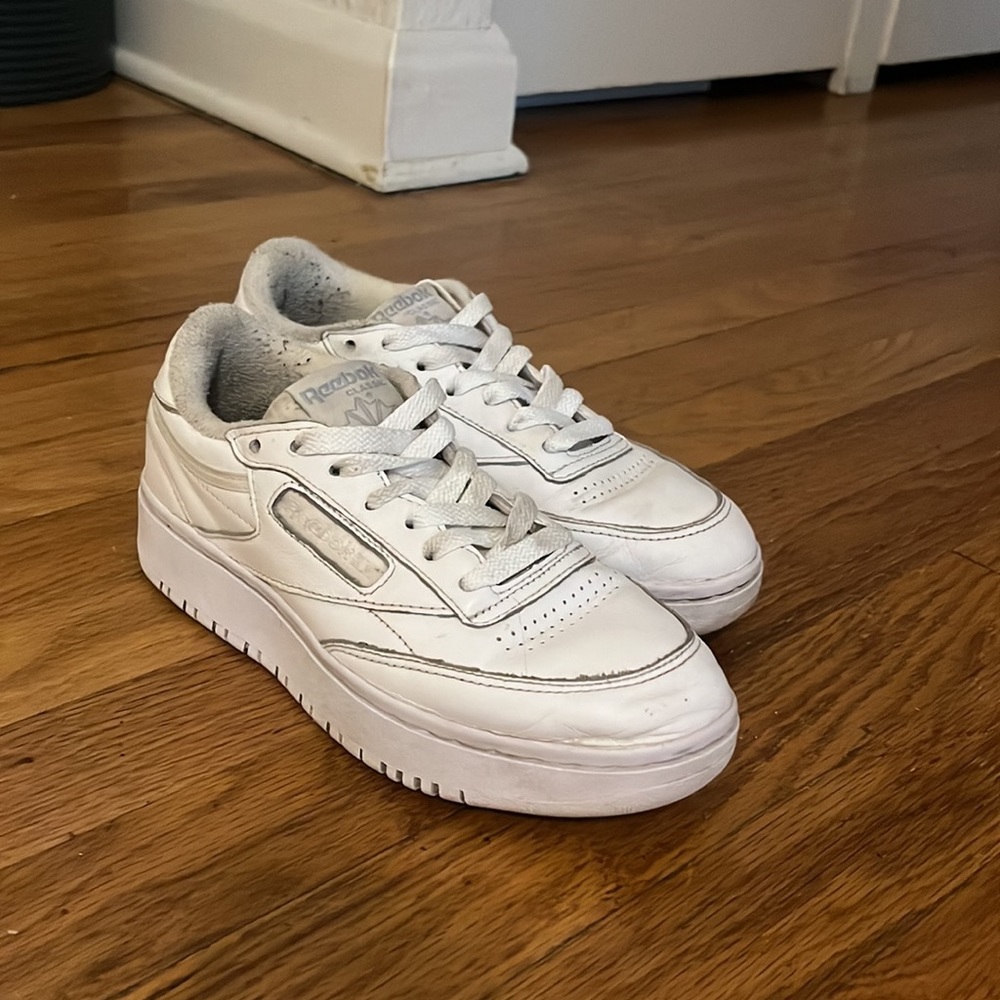 Reebok women’s club c double, all white